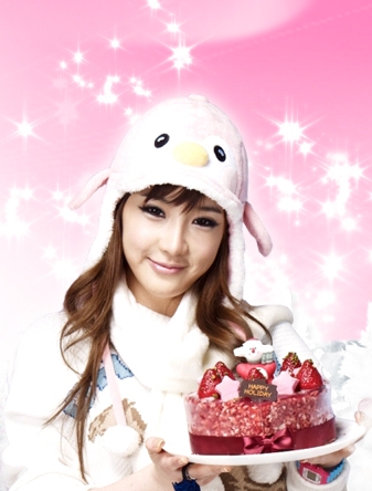 Park Bom is my favourite from 2ne1. She's cute and funny and pretty.
